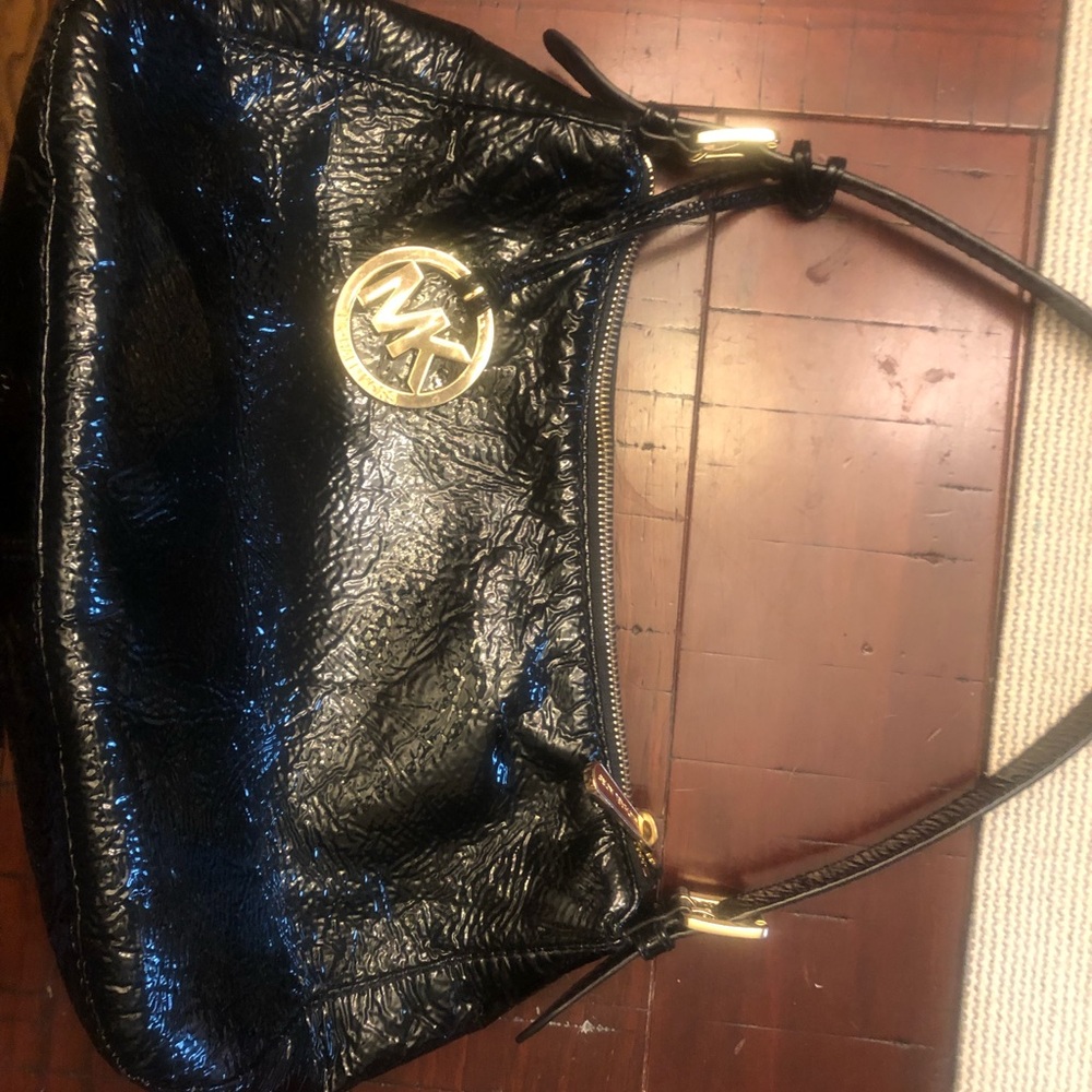 Black patent MK satchel purse.